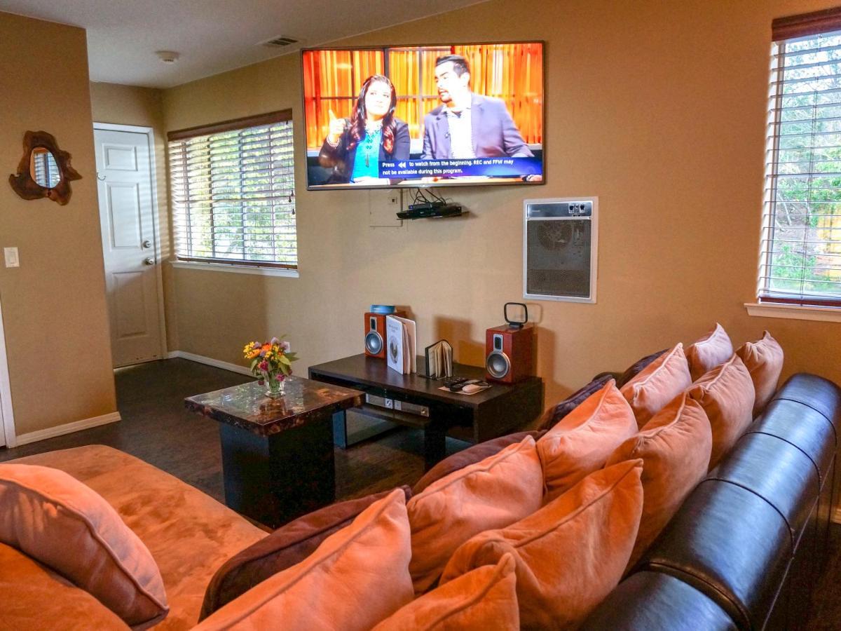 Mountain Top Getaway, Best View In Slo! - Whole House سان لويس أوبيسبو، سان لويس أوبيسبو، كاليفورنيا المظهر الخارجي الصورة